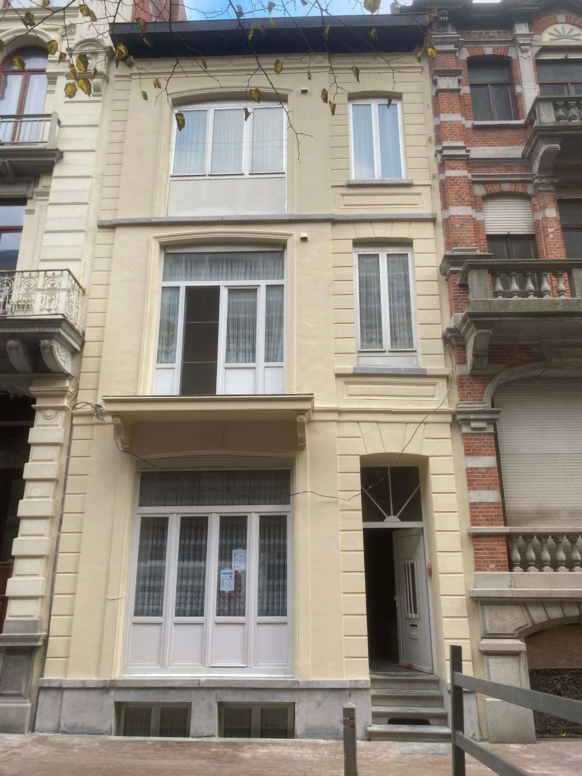 Gerenoveerde traditionele stadsgevel